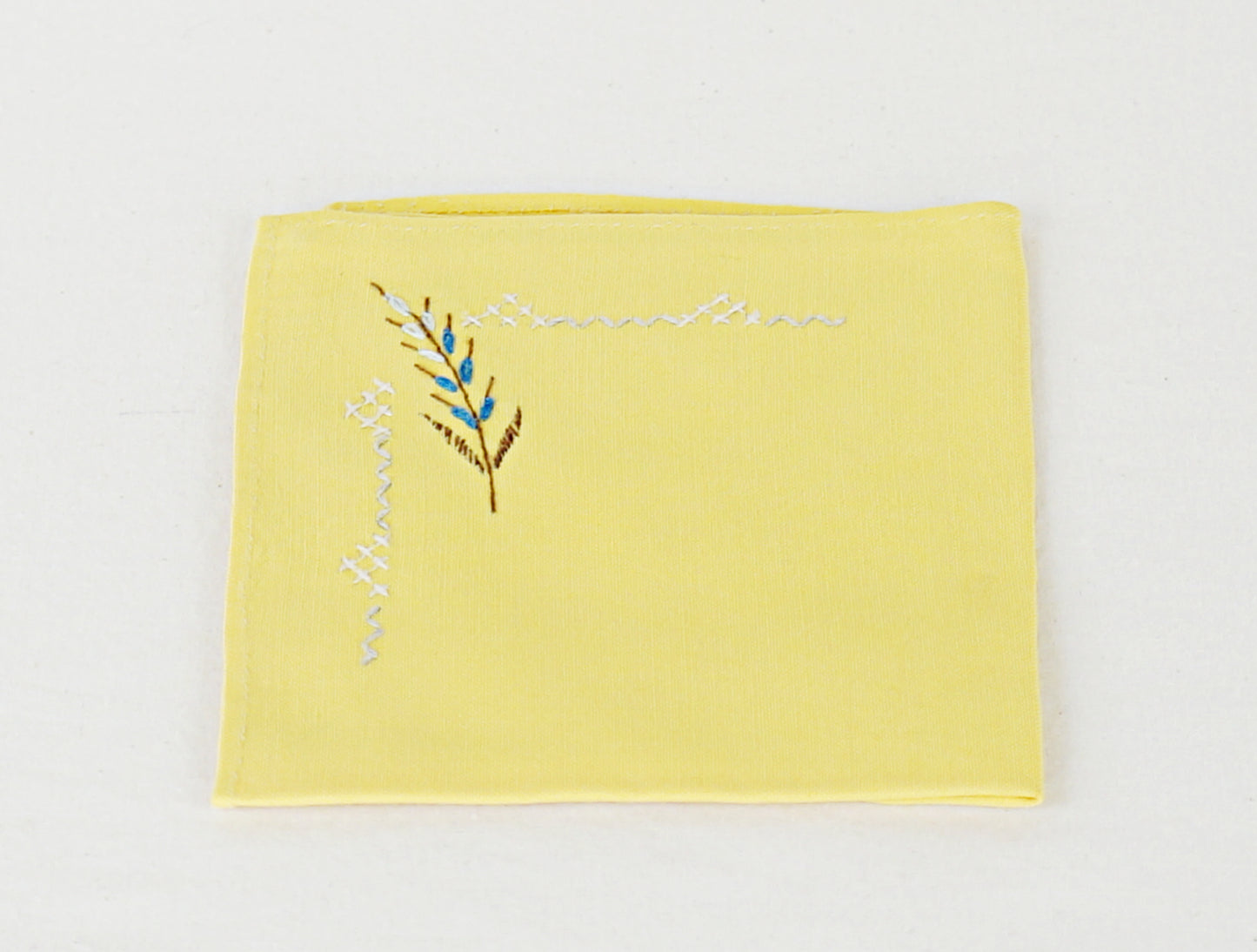 yellow linen napkins